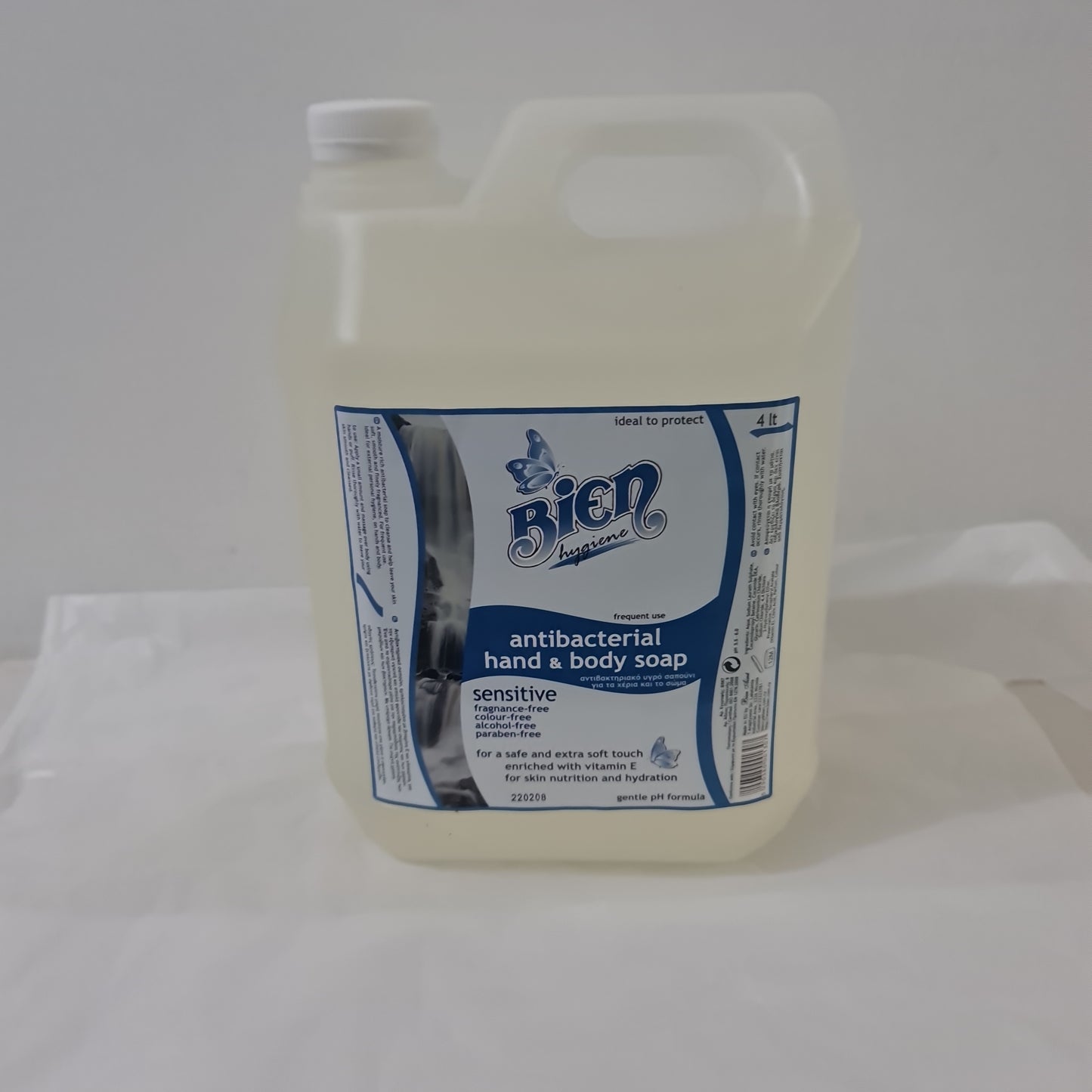 Antibacterial Hand and Body Soap sensitive odorless 4 ltr