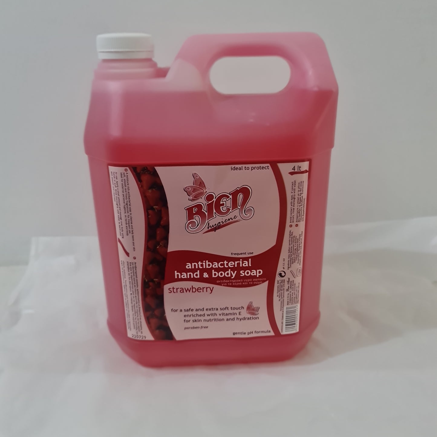 Antibacterial Hand and Body Soap Strawberry 4 ltr